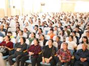 三个年级家长齐聚新世纪， 家长感动落泪所谓何事？